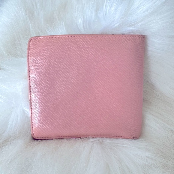 Chanel pink bifold 💕 - Picture 8 of 10